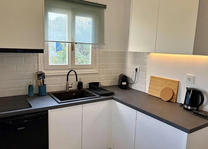 Origins Ii Calm Near & Taverns *