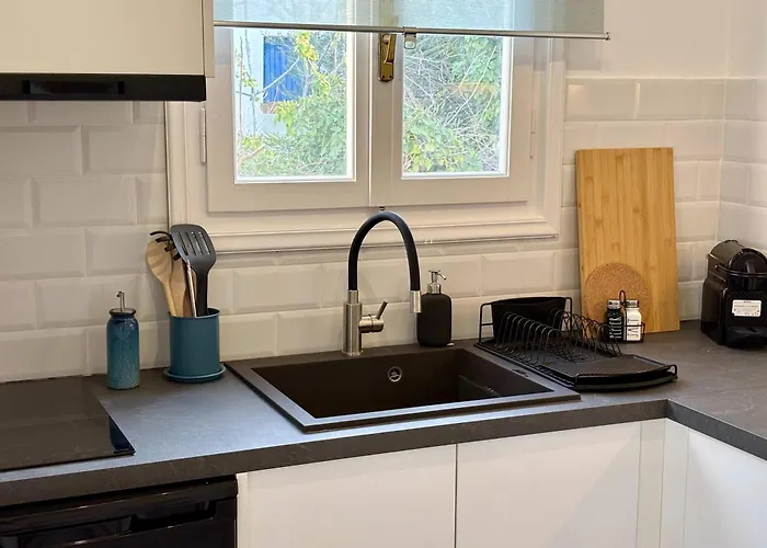 Origins Ii Calm Near & Taverns بوسي لِفاذي